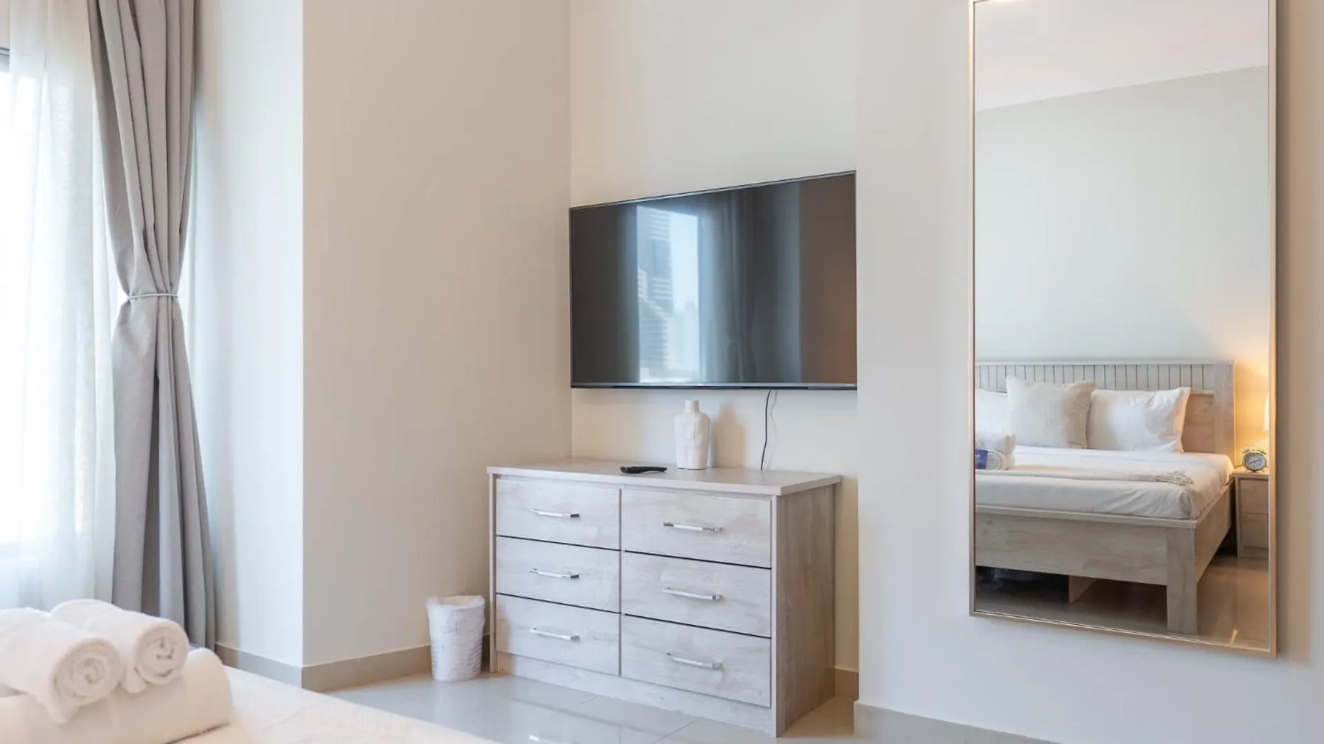 1 Bedroom Apartment In The Heart Of Dubai Marina